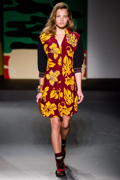 Look 29
